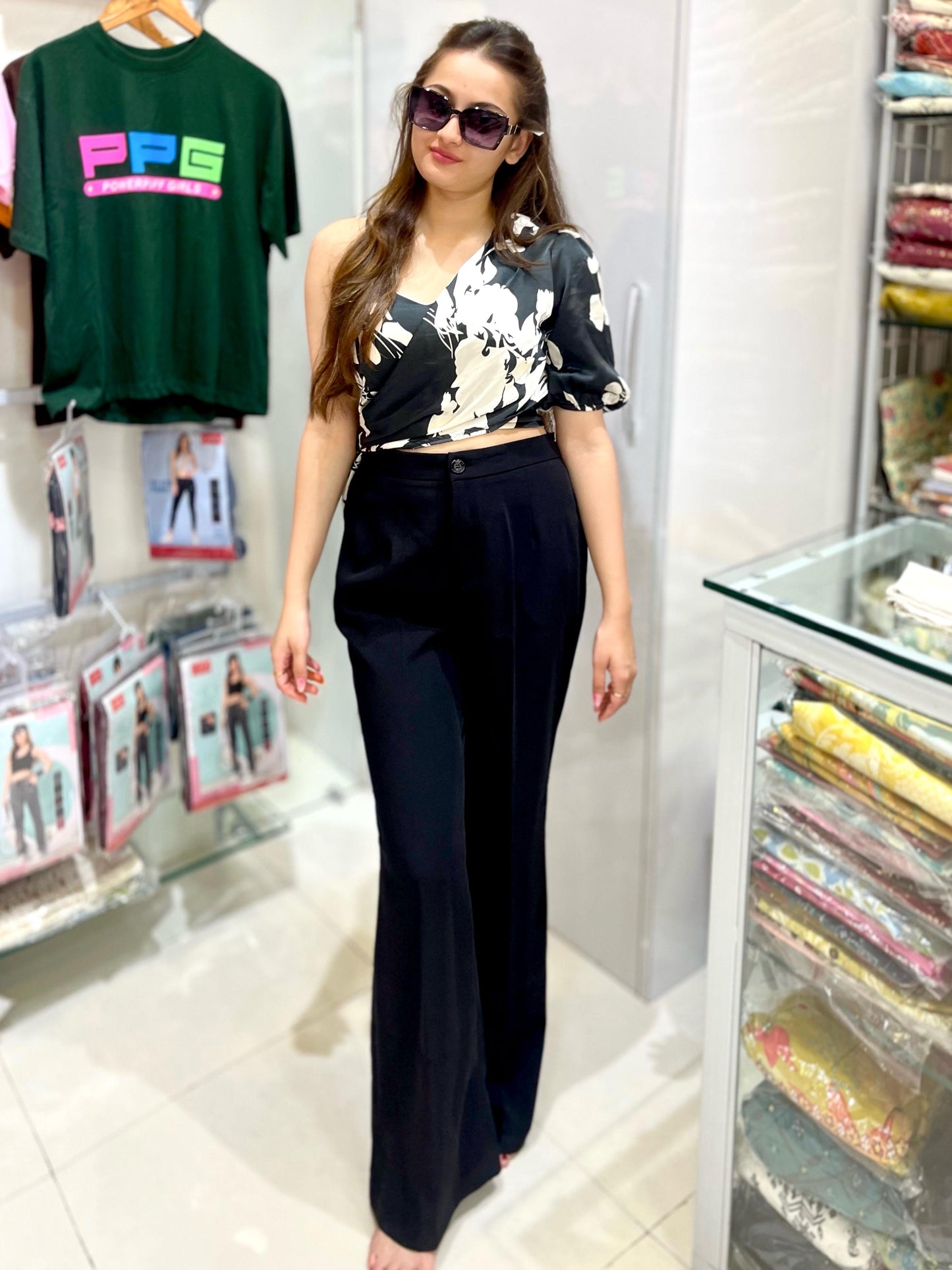 Straight fit high rise trouser